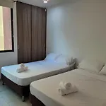 Apto en EL Cabrero, Edificio Manzanillo del Mar