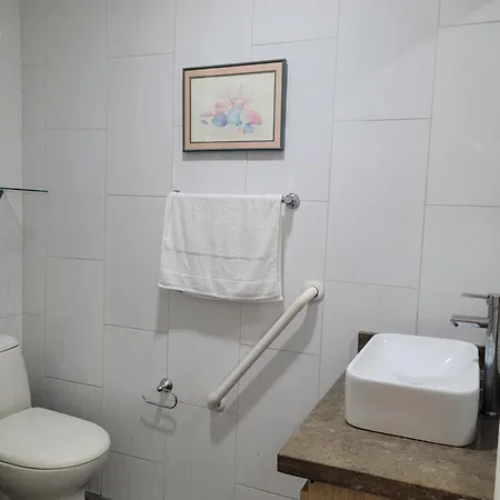 Apartamento Apto En El Cabrero, Edificio Manzanillo Del Mar *